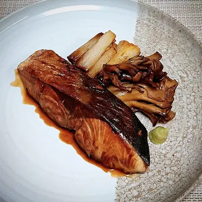 ぶりときのこの照り焼き風ソテー